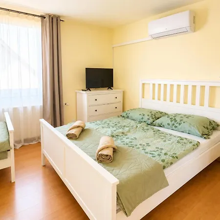 Arpad - 3 Bedroom Family With Parking 公寓 Hajdúszoboszló